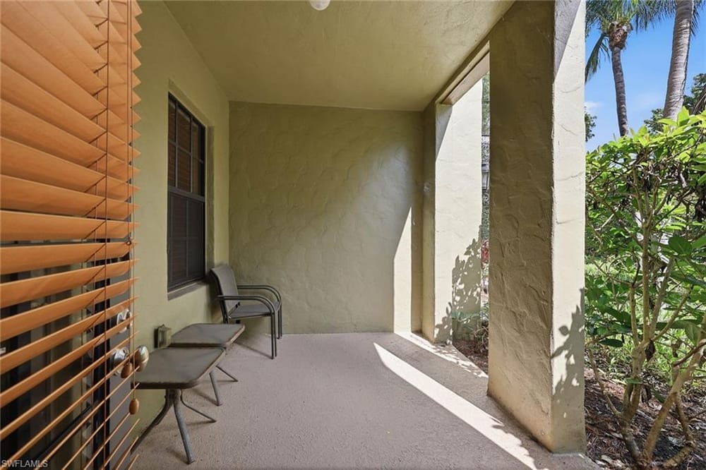 9126 Chula Vista St. 12303 – #226022912 - Lely Resort