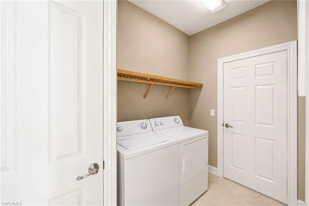 9126 Chula Vista St. 12303 – #226022912 - Lely Resort