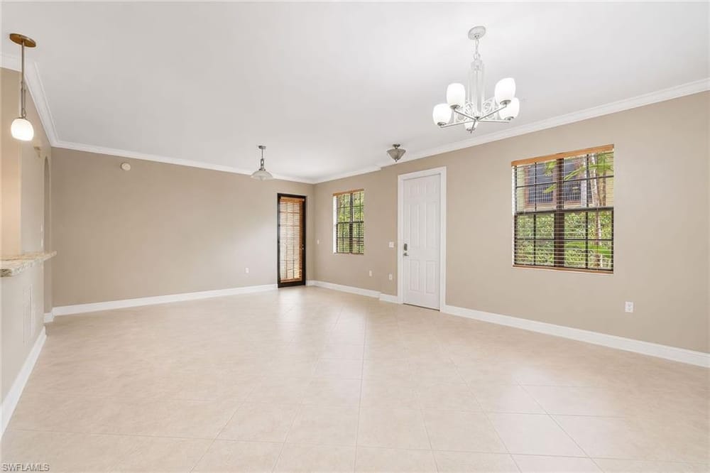 9126 Chula Vista St. 12303 – #226022912 - Lely Resort