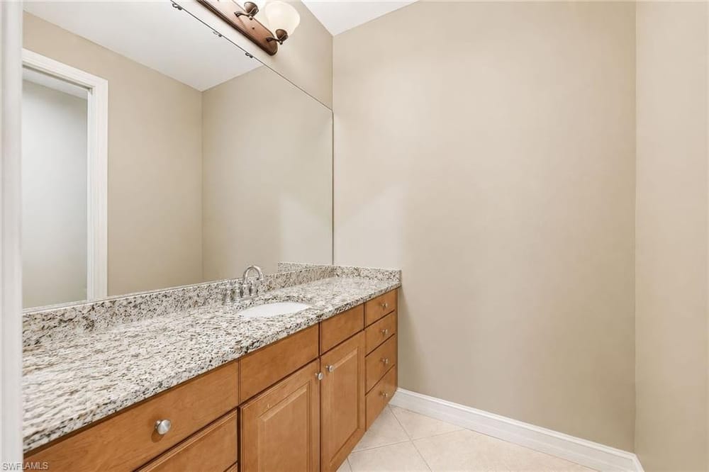 9126 Chula Vista St. 12303 – #226022912 - Lely Resort