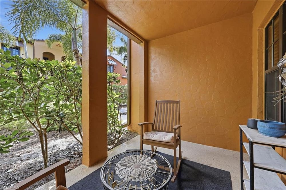 9126 Chula Vista St. 12303 – #226022912 - Lely Resort