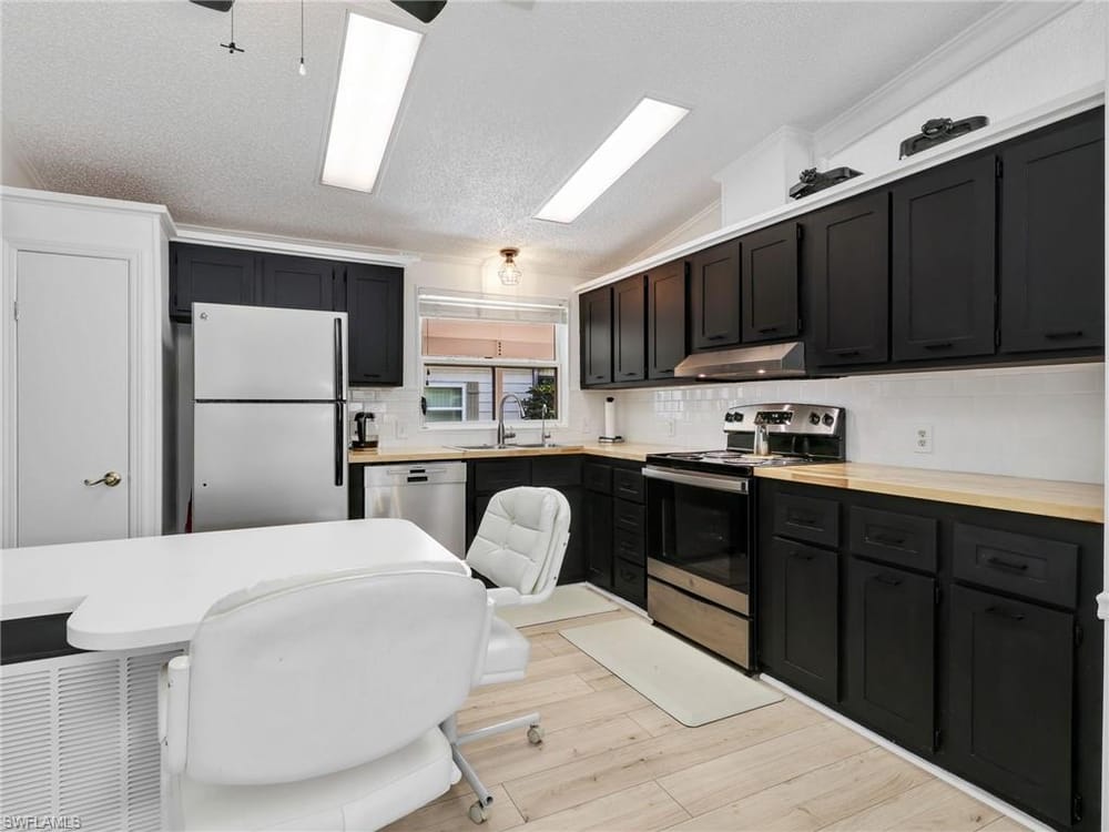 58 Oceans Blvd. 58 – #226022917 - Windjammer Village Of Naples