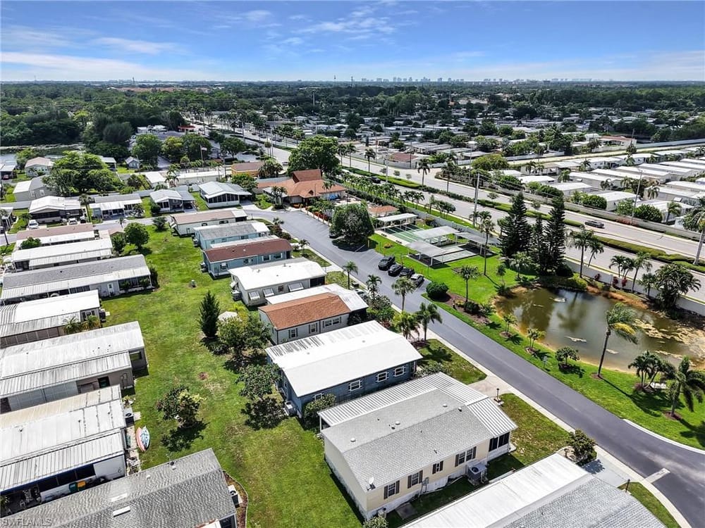 58 Oceans Blvd. 58 – #226022917 - Windjammer Village Of Naples