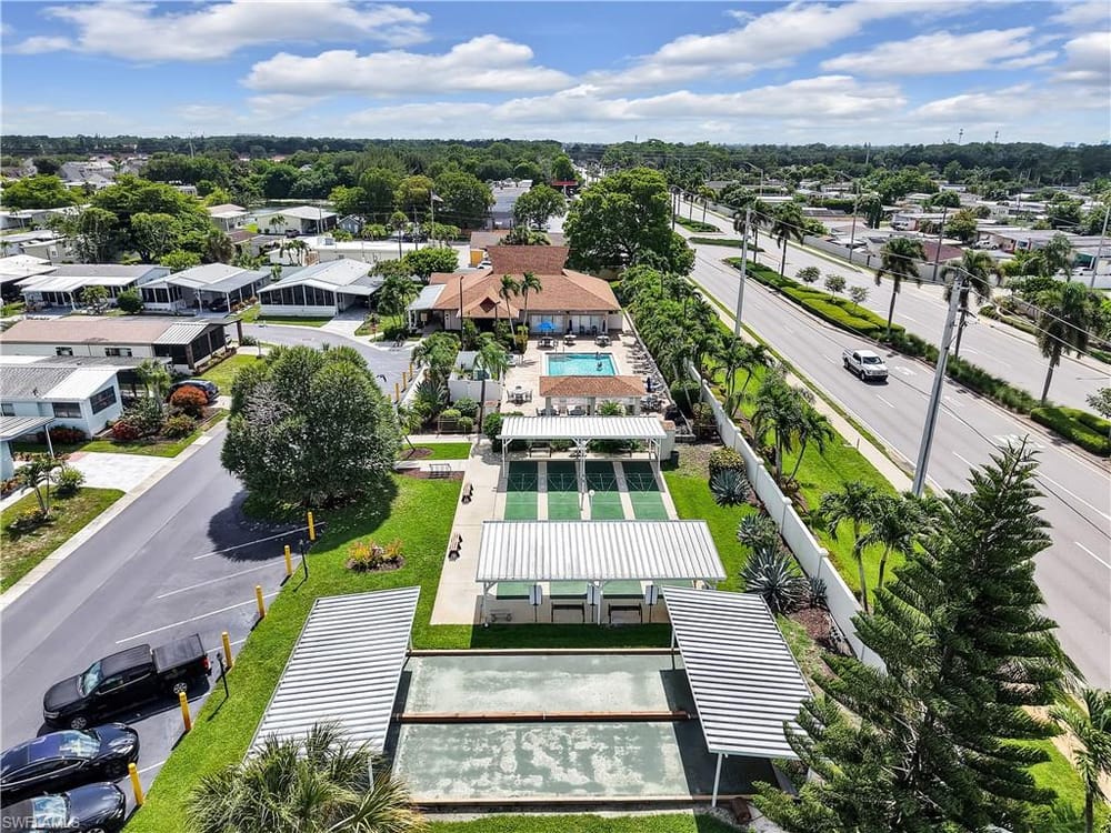 58 Oceans Blvd. 58 – #226022917 - Windjammer Village Of Naples