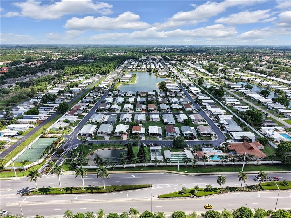 58 Oceans Blvd. 58 – #226022917 - Windjammer Village Of Naples