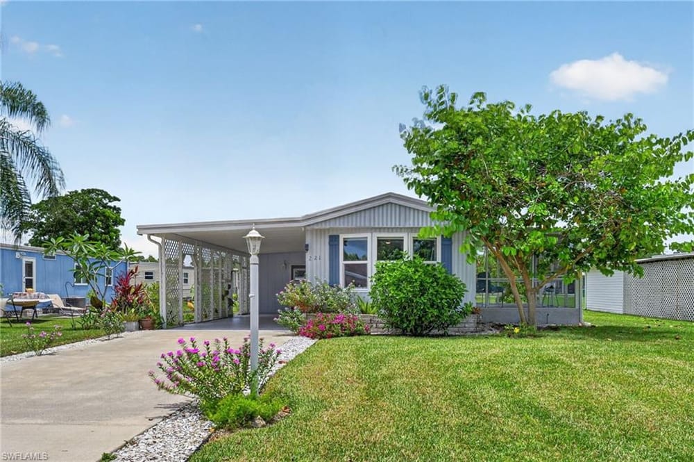 221 Grassy Key Ln. – #226022967 - West Wind Estates
