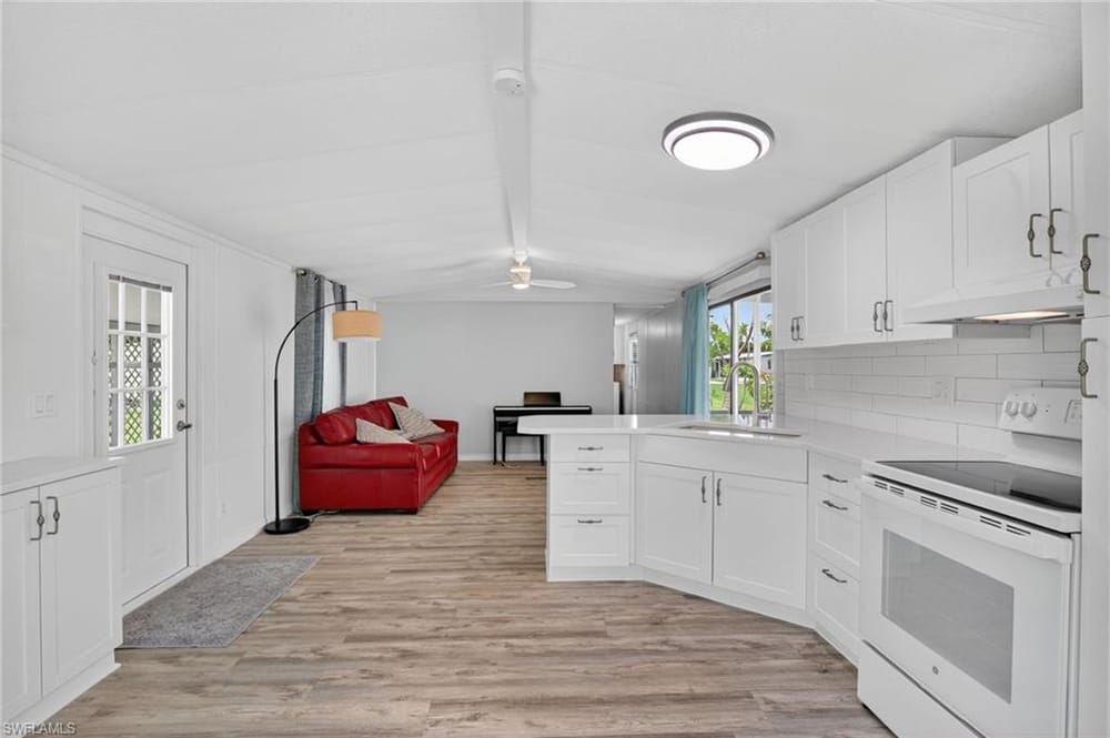 221 Grassy Key Ln. – #226022967 - West Wind Estates