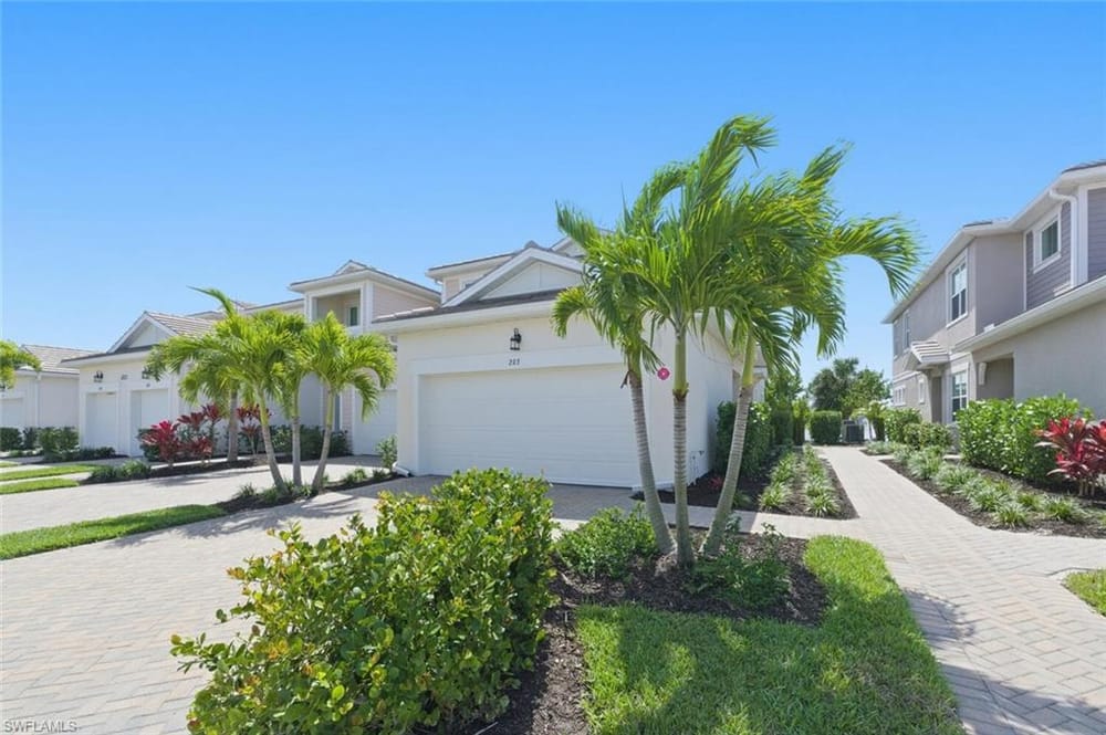 4551 Arboretum Cir. 203 – #226022990 - Arboretum
