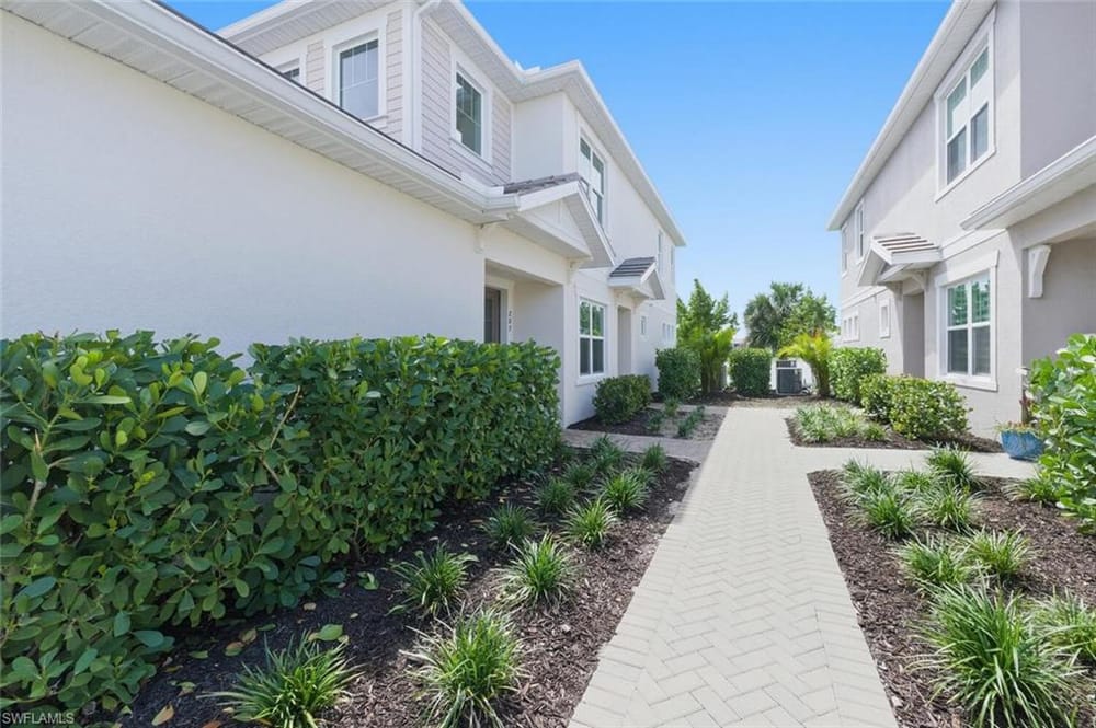 4551 Arboretum Cir. 203 – #226022990 - Arboretum