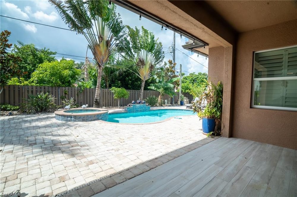 4525 29th Ave. SW – #226023044 - Golden Gate City