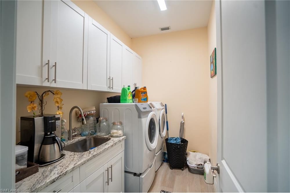 4525 29th Ave. SW – #226023044 - Golden Gate City