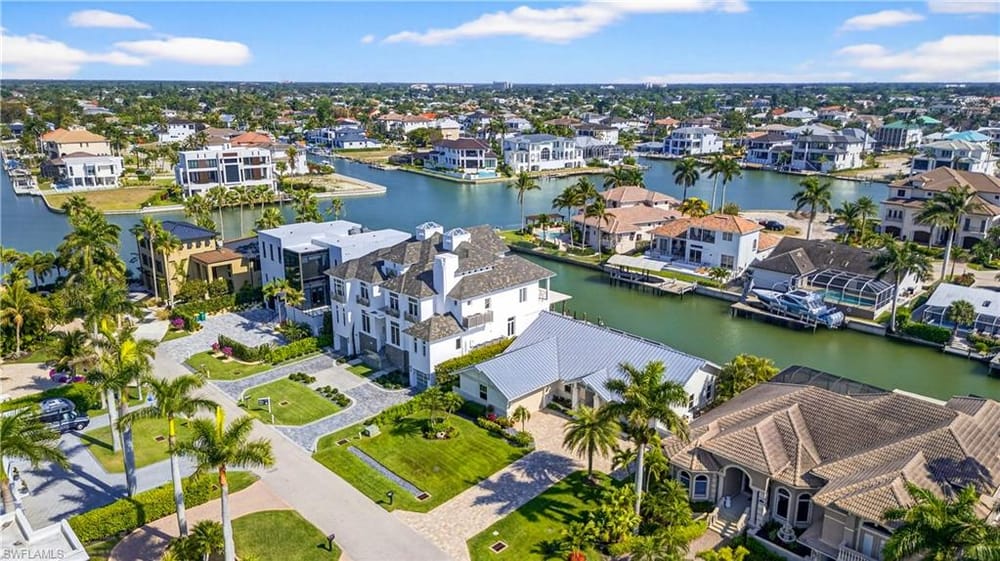 240 Channel Dr. – #226023119 - Vanderbilt Beach