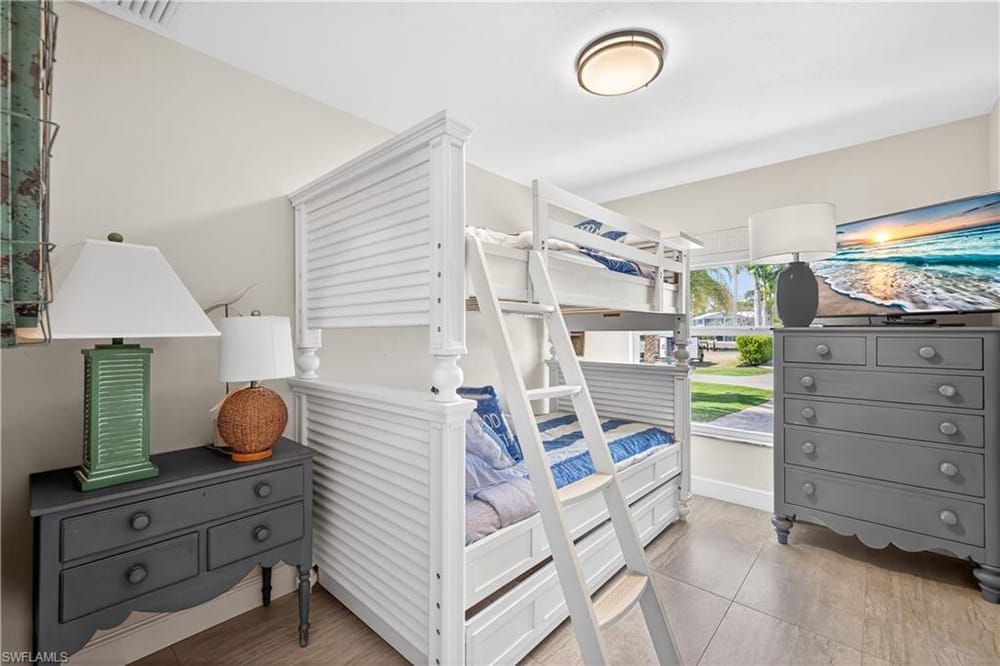 240 Channel Dr. – #226023119 - Vanderbilt Beach