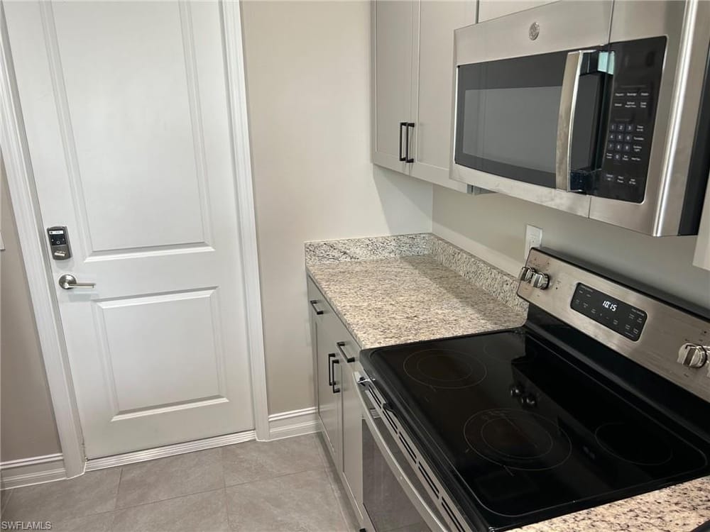 7524 Morgan Way – #2026026420 - Vanderbilt Reserve