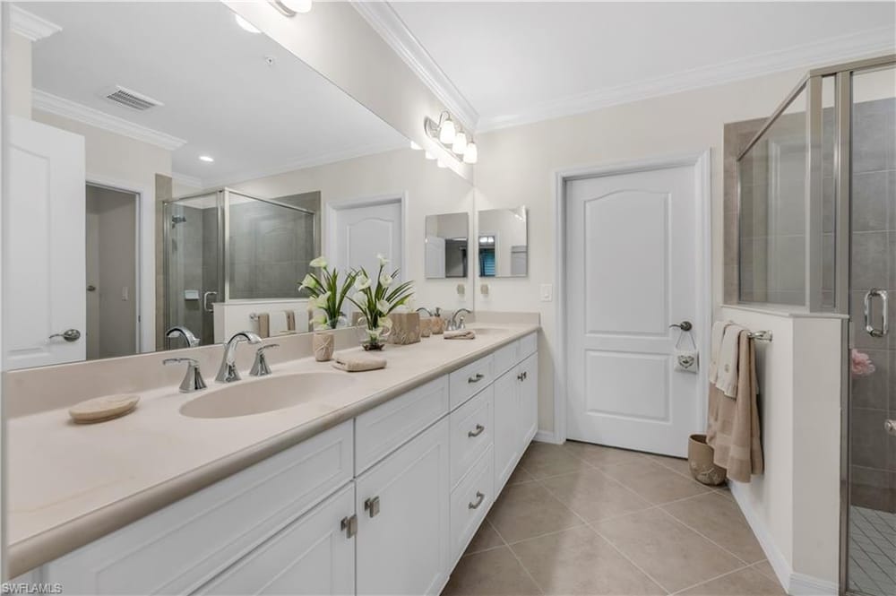 6959 Avalon Cir. 1702 – #226023474 - Avalon