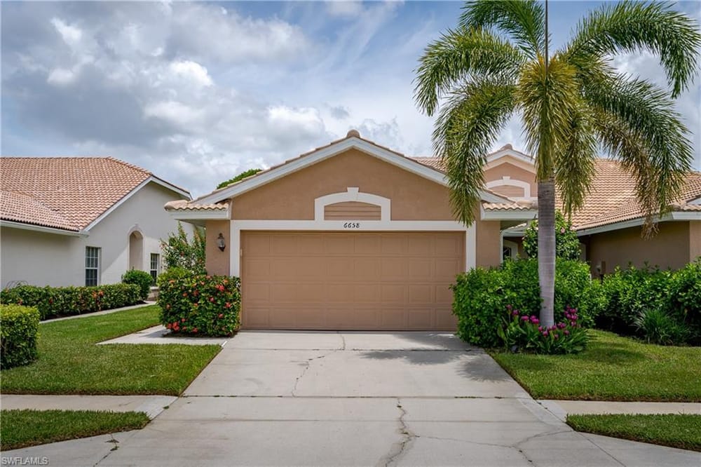 6658 Castlelawn Pl. 9 – #226023610 - Lely Resort