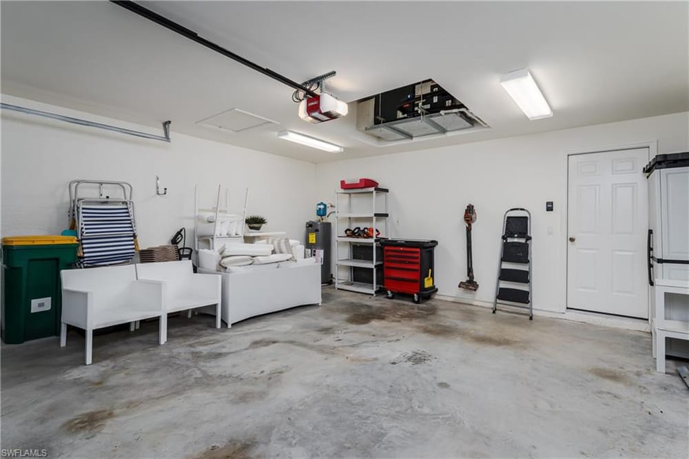 6658 Castlelawn Pl. 9 – #226023610 - Lely Resort