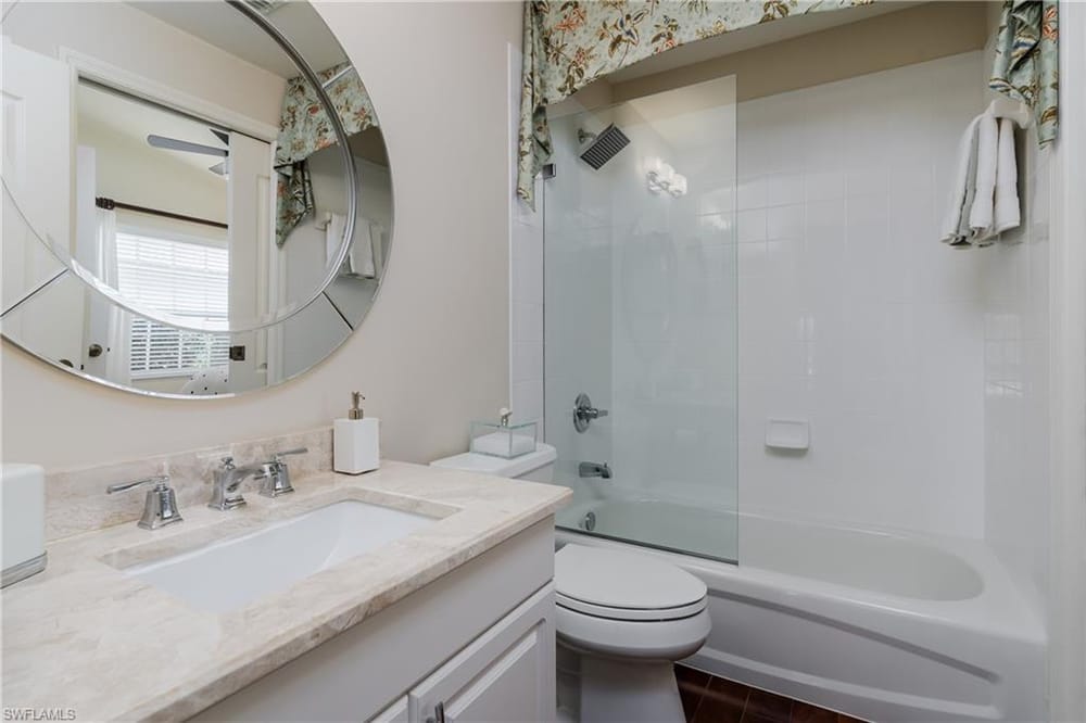 6658 Castlelawn Pl. 9 – #226023610 - Lely Resort