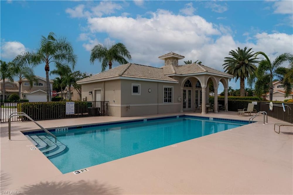 6658 Castlelawn Pl. 9 – #226023610 - Lely Resort