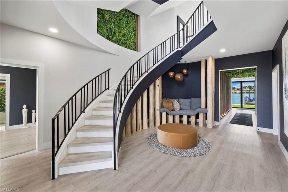 18 Pelican St. E – #226023652 - Isles Of Capri