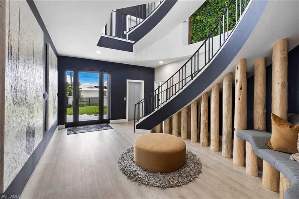 18 Pelican St. E – #226023652 - Isles Of Capri