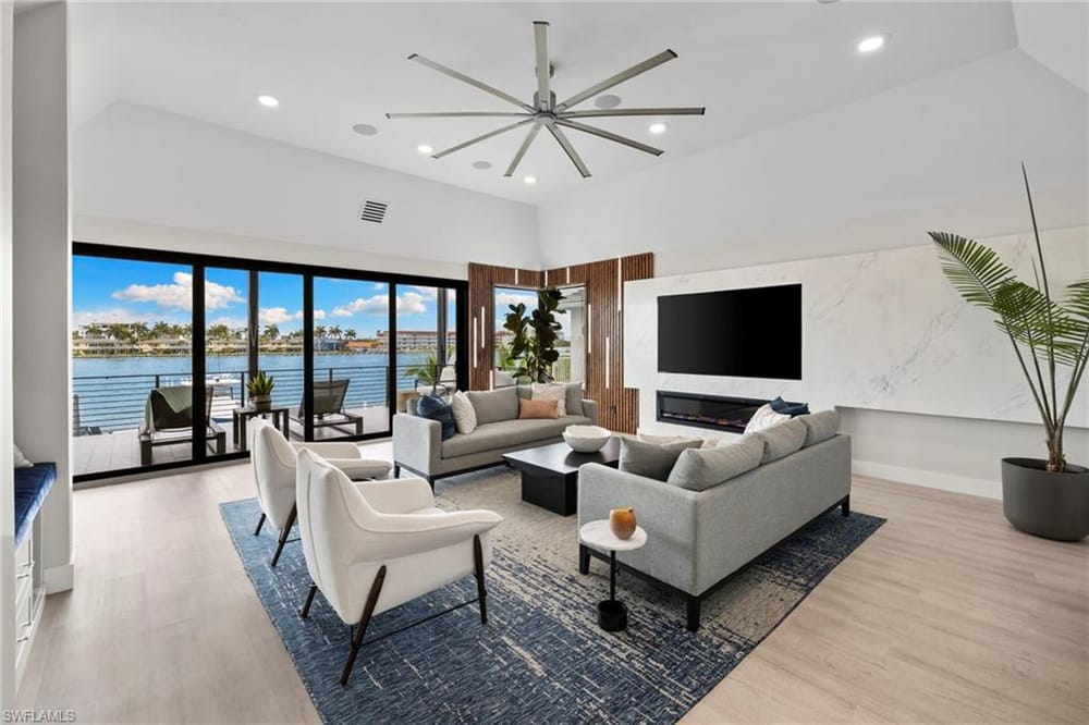 18 Pelican St. E – #226023652 - Isles Of Capri