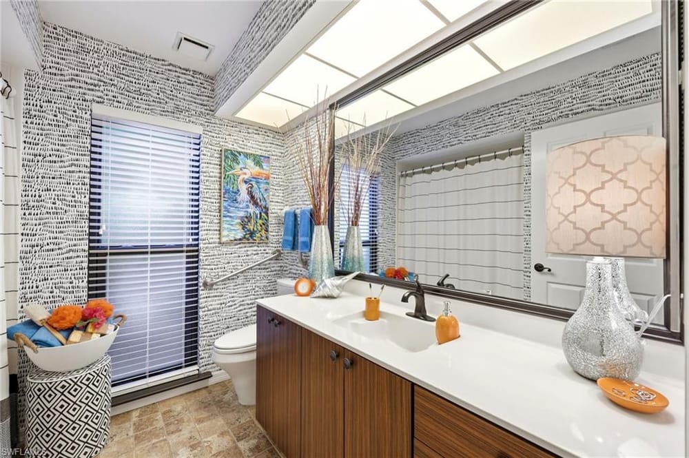 2274 Queens Way – #226023784 - Kings Lake