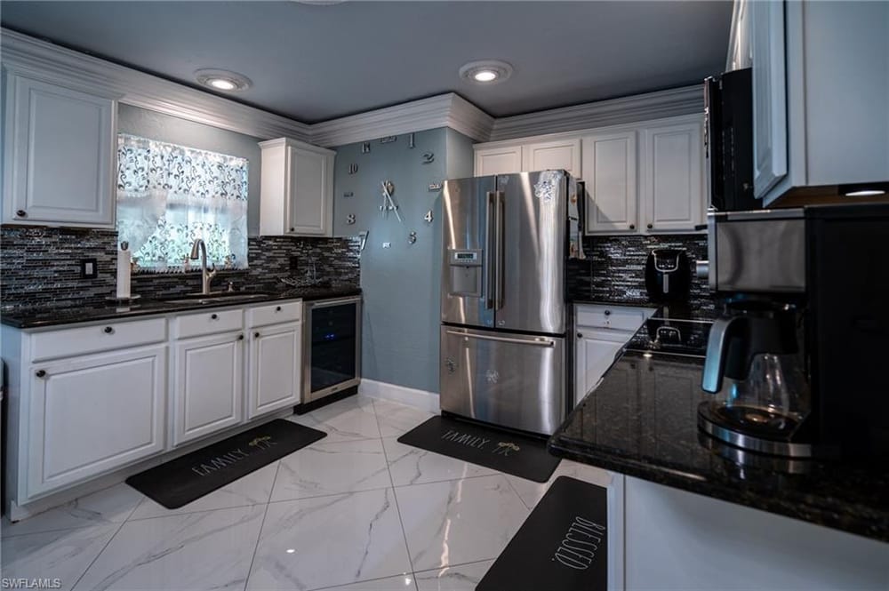 4636 25th Ave. SW – #226023982 - Golden Gate City
