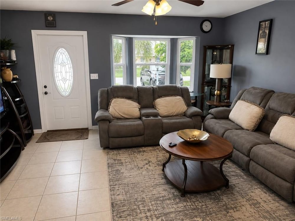 2049 50th St. SW – #226024069 - Golden Gate City