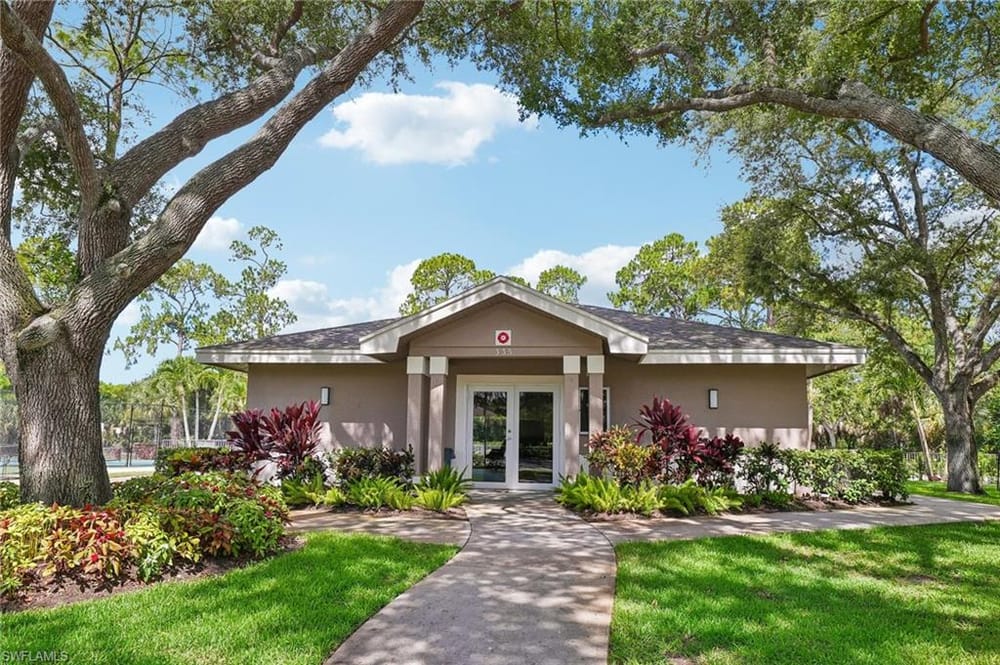 349 Dover Pl. 203 – #226024141 - Briarwood