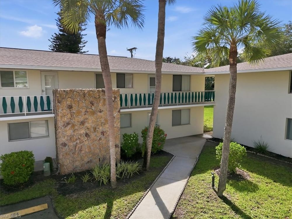 347 Joel Blvd. 203 – #2026027740 - Fairways Condo