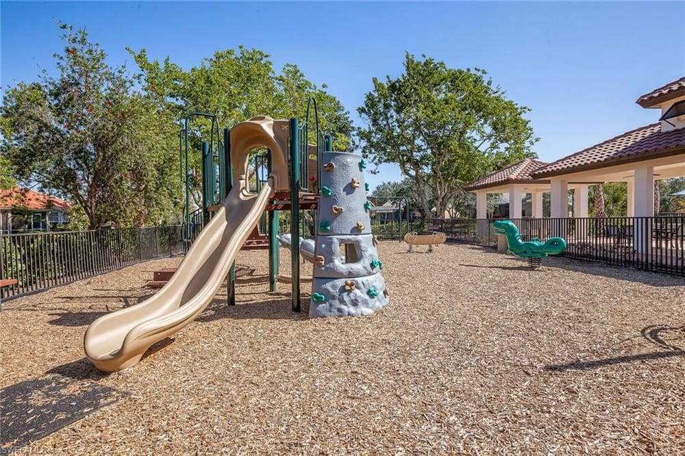 2036 Laguna Way – #226024265 - Monterey