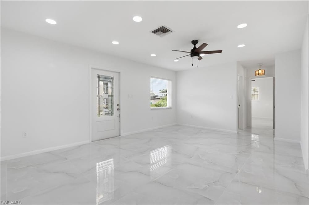 5160 31st Ave. SW – #226024269 - Golden Gate City