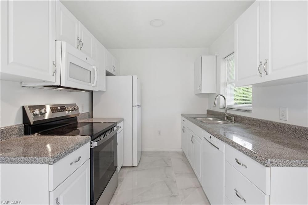 5160 31st Ave. SW – #226024269 - Golden Gate City