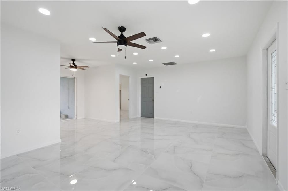 5160 31st Ave. SW – #226024269 - Golden Gate City