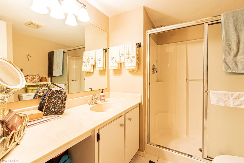 130 Cypress Way E 1 – #226024439 - Palm River