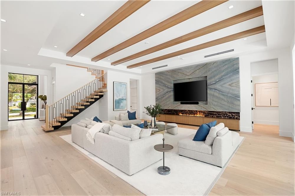 850 10th St. N – #226024509 - Lake Park