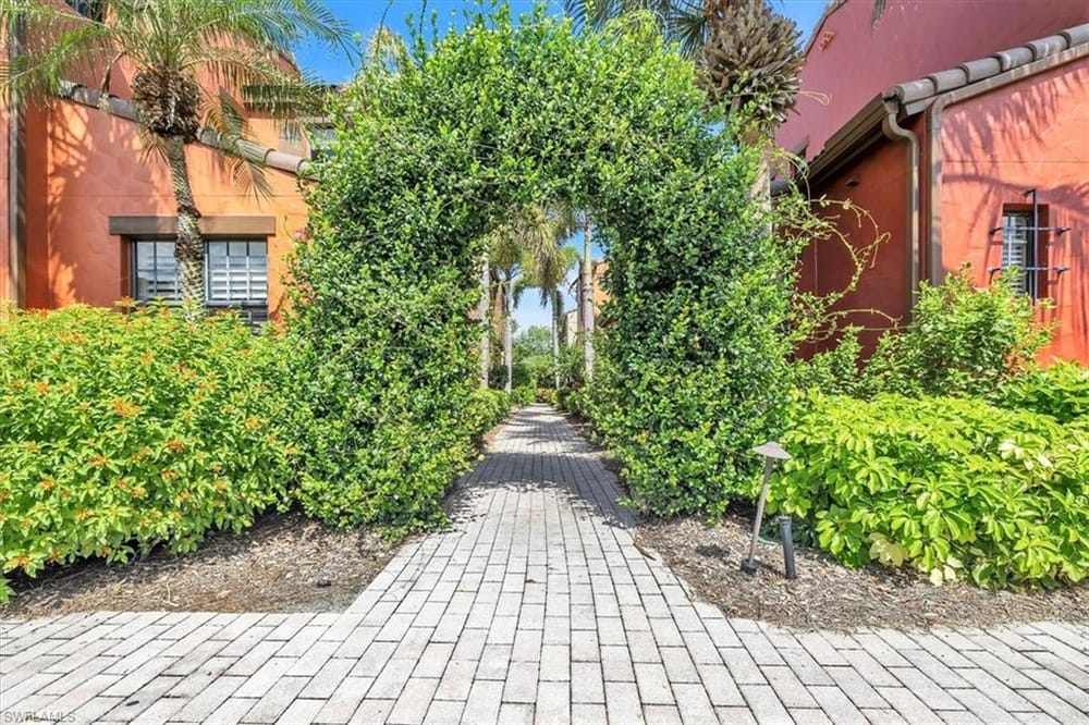 8957 Malibu St. 503 – #226024562 - Lely Resort