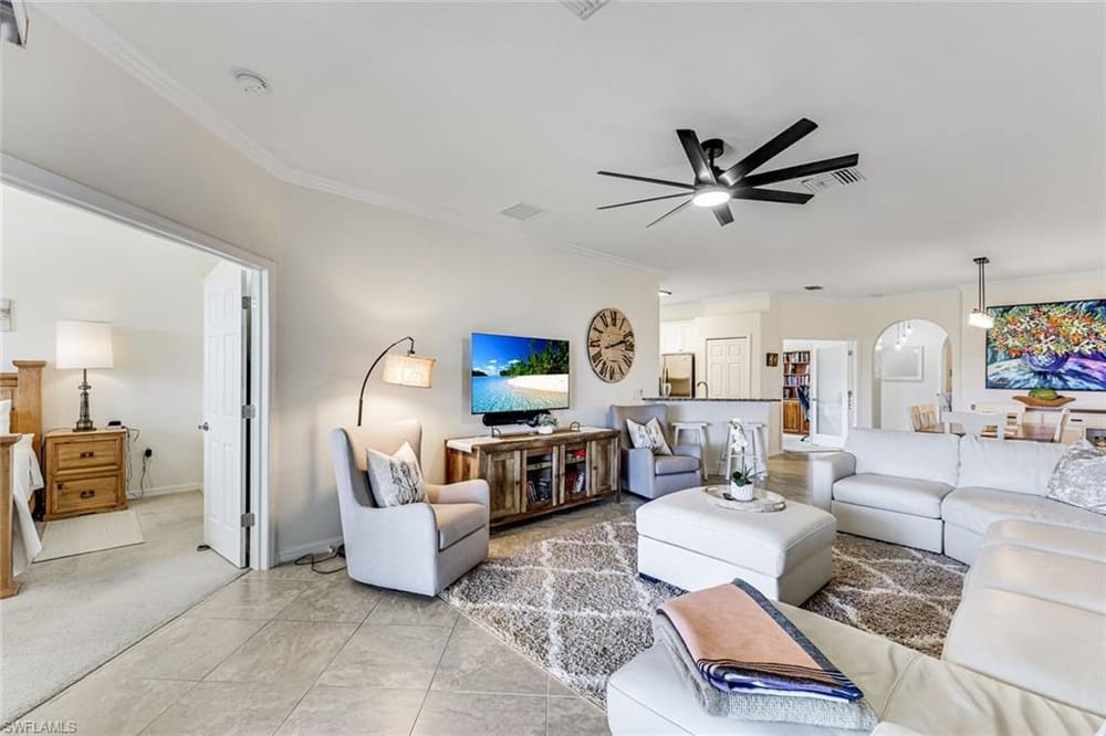 1427 Oceania Dr. S – #226024575 - Artesia