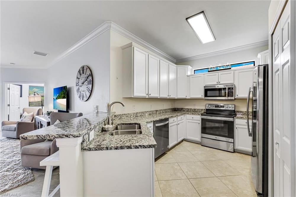 1427 Oceania Dr. S – #226024575 - Artesia