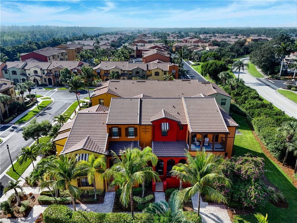 9041 Alturas St. 3803 – #226024620 - Lely Resort