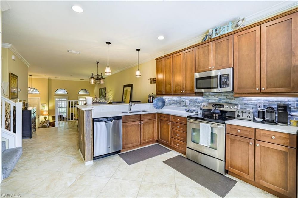 9041 Alturas St. 3803 – #226024620 - Lely Resort