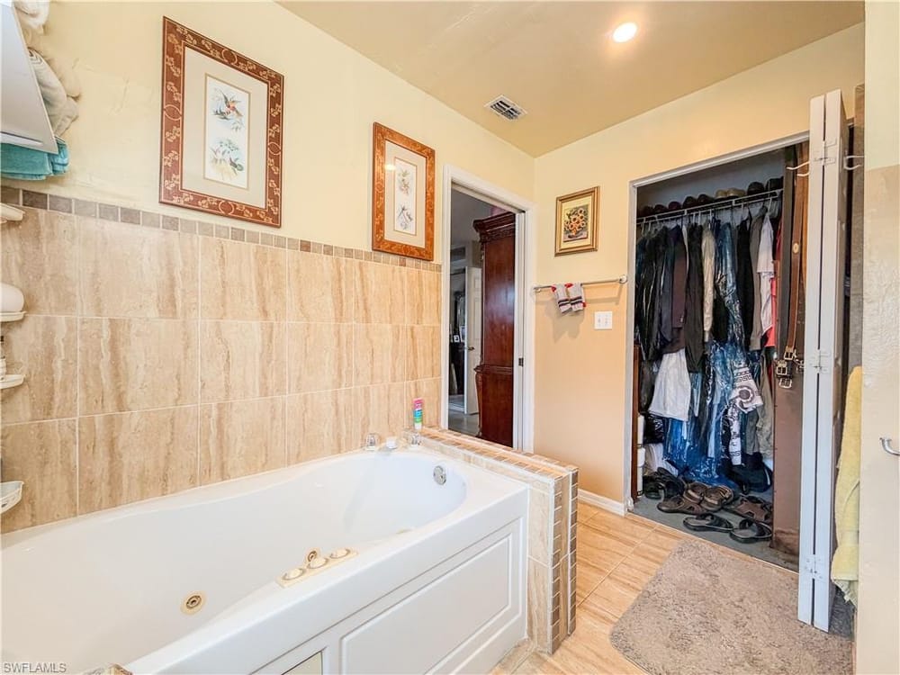 4000 Outer Dr. – #226024676 - Heighland Villa