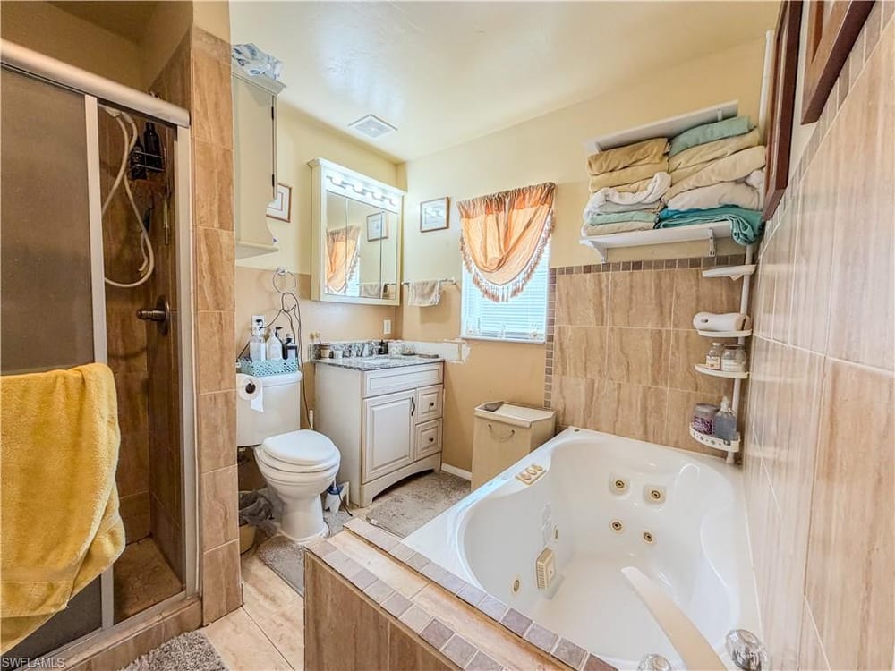 4000 Outer Dr. – #226024676 - Heighland Villa