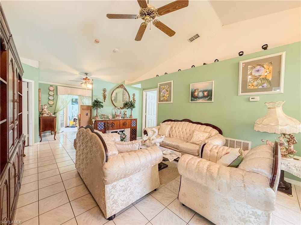4000 Outer Dr. – #226024676 - Heighland Villa