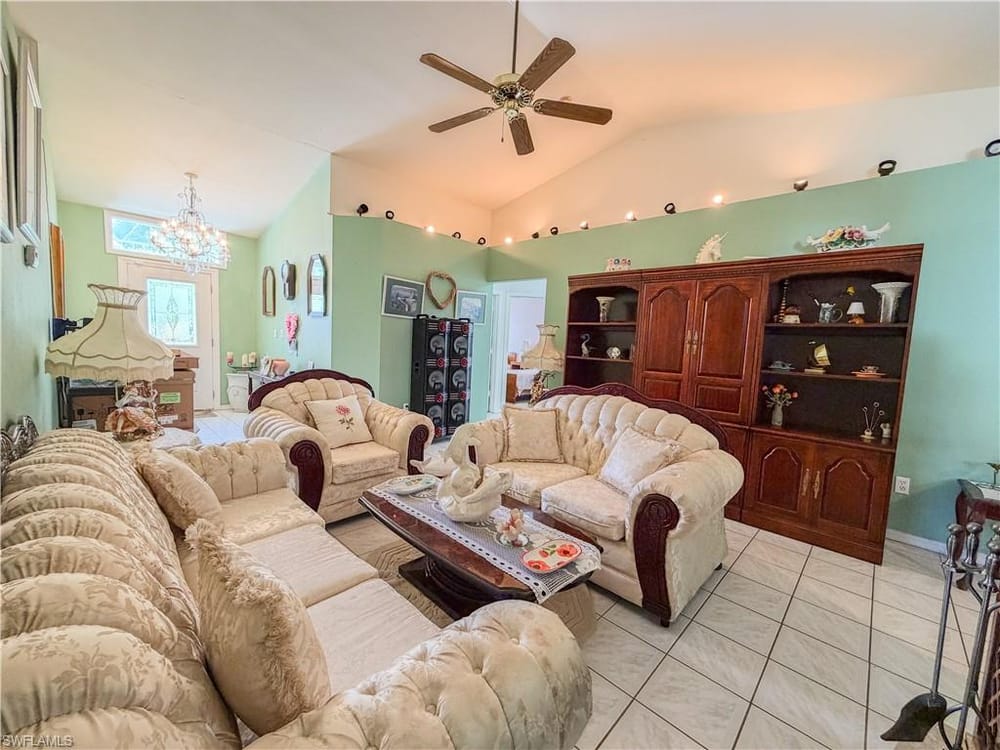4000 Outer Dr. – #226024676 - Heighland Villa