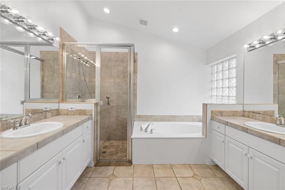3157 Carriage Cir. – #226024692 - Carriage Circle Of Naples