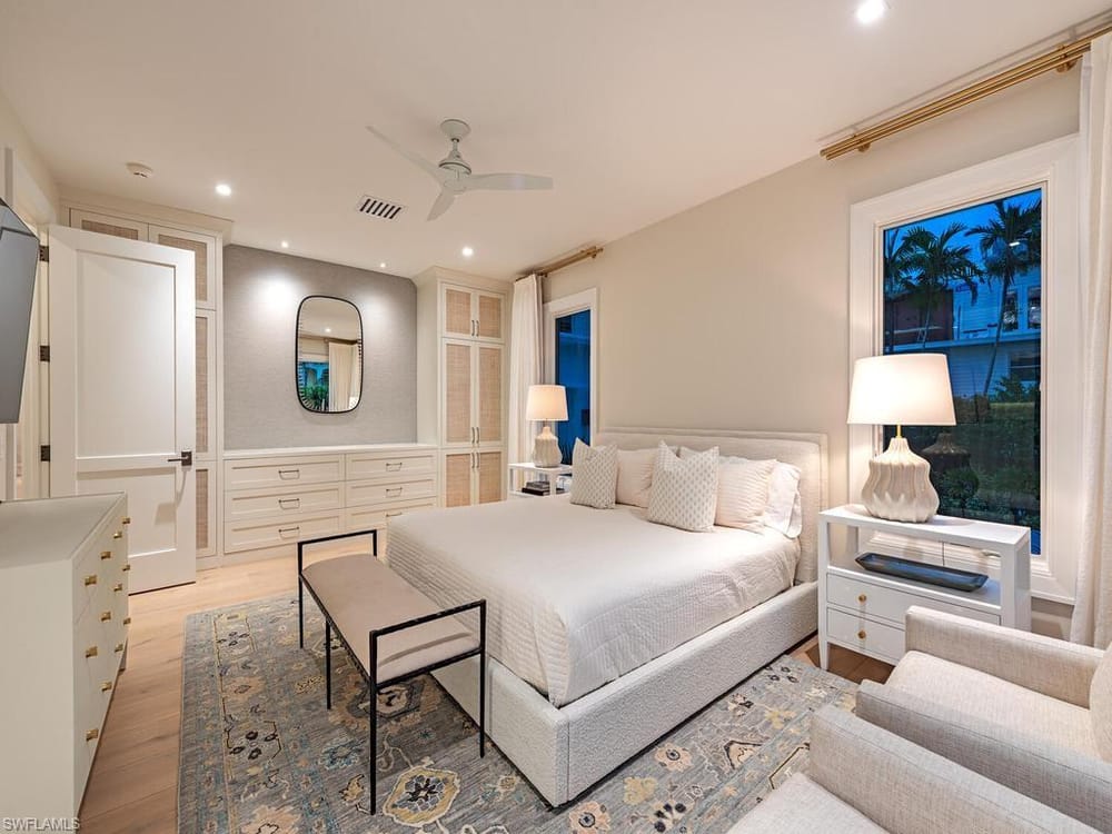 55 13th Ave. S – #226024712 - Olde Naples