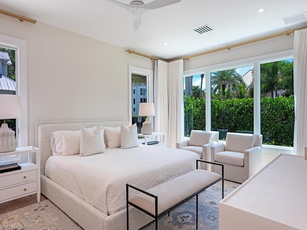55 13th Ave. S – #226024712 - Olde Naples