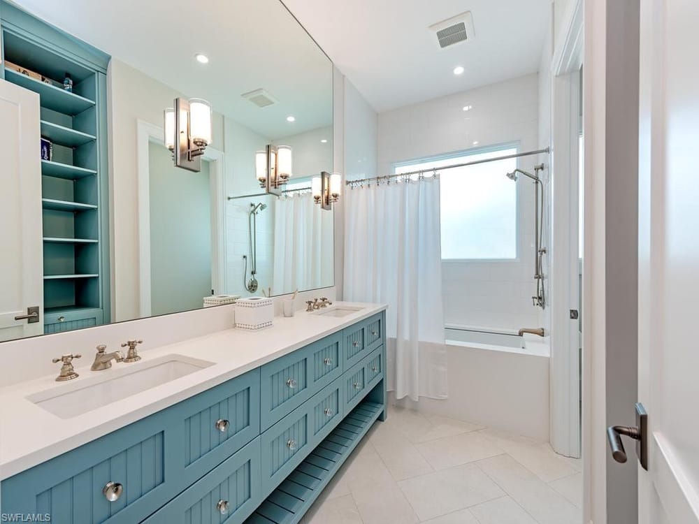 55 13th Ave. S – #226024712 - Olde Naples